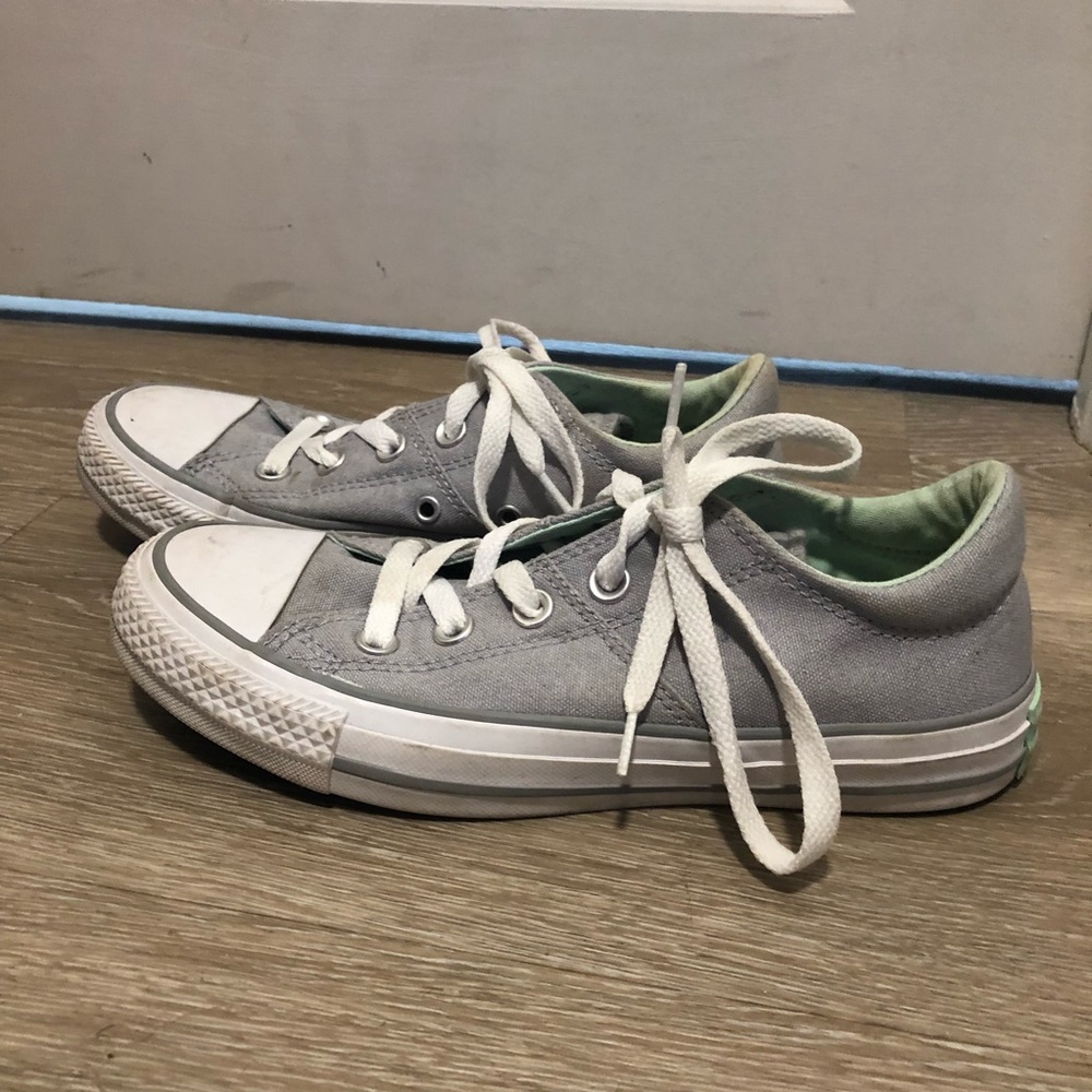 Converse sneakers runners shoes size 6